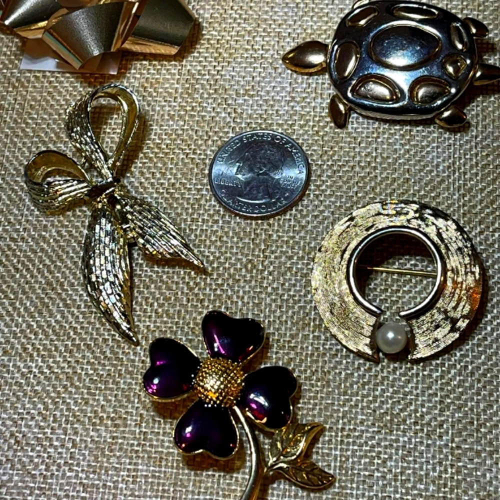 Gerry brooch and three other beautiful brooches